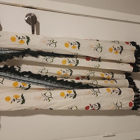 RHODE Floral Embroidered Kimono - White, Yellow, Red, Green - Picture 2 of 5